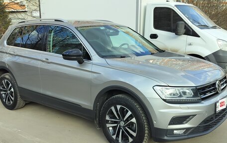Volkswagen Tiguan II, 2019 год, 2 790 000 рублей, 3 фотография