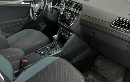 Volkswagen Tiguan II, 2019 год, 2 790 000 рублей, 8 фотография