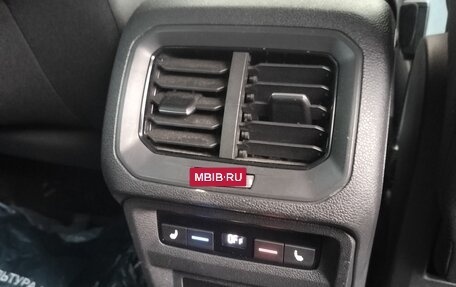 Volkswagen Tiguan II, 2019 год, 2 790 000 рублей, 11 фотография