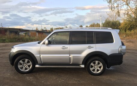 Mitsubishi Pajero IV, 2007 год, 1 650 000 рублей, 3 фотография