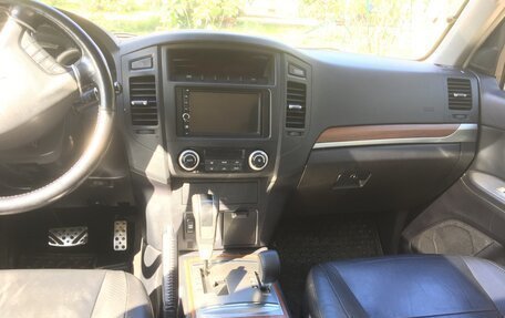 Mitsubishi Pajero IV, 2007 год, 1 650 000 рублей, 12 фотография