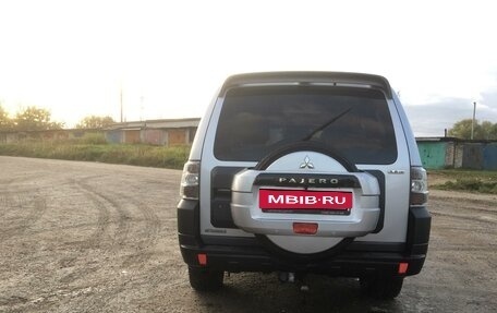 Mitsubishi Pajero IV, 2007 год, 1 650 000 рублей, 7 фотография