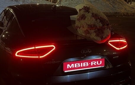 KIA Stinger I, 2019 год, 2 000 000 рублей, 5 фотография