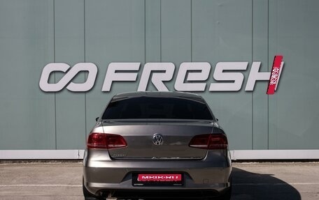 Volkswagen Passat B7, 2012 год, 990 000 рублей, 4 фотография