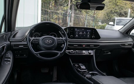 Hyundai Sonata VIII, 2022 год, 2 980 000 рублей, 10 фотография