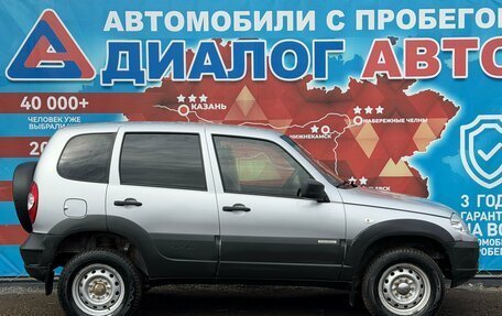 Chevrolet Niva I рестайлинг, 2018 год, 665 000 рублей, 2 фотография