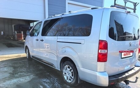 Peugeot Traveller I, 2020 год, 2 800 000 рублей, 4 фотография