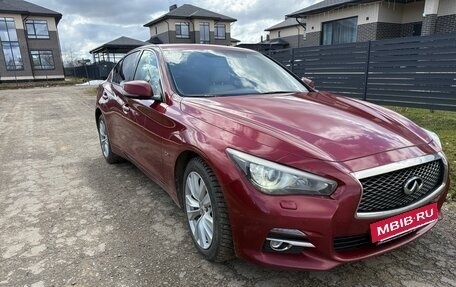 Infiniti Q50 I рестайлинг, 2015 год, 1 450 000 рублей, 4 фотография