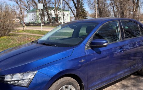 Skoda Rapid II, 2021 год, 1 750 000 рублей, 2 фотография