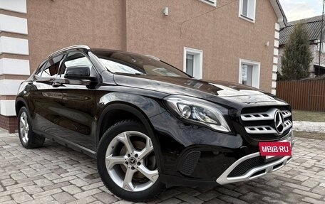 Mercedes-Benz GLA, 2018 год, 3 049 000 рублей, 3 фотография