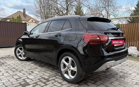 Mercedes-Benz GLA, 2018 год, 3 049 000 рублей, 12 фотография