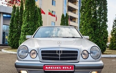 Mercedes-Benz E-Класс, 1996 год, 750 000 рублей, 5 фотография