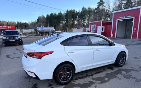 Hyundai Solaris II рестайлинг, 2019 год, 1 600 000 рублей, 4 фотография