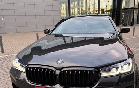 BMW 5 серия, 2020 год, 6 350 000 рублей, 4 фотография