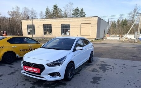 Hyundai Solaris II рестайлинг, 2019 год, 1 600 000 рублей, 2 фотография