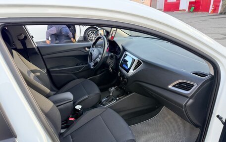 Hyundai Solaris II рестайлинг, 2019 год, 1 600 000 рублей, 9 фотография