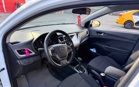 Hyundai Solaris II рестайлинг, 2019 год, 1 600 000 рублей, 10 фотография