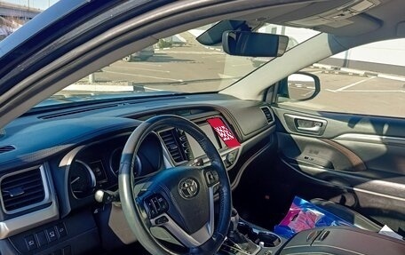 Toyota Highlander III, 2018 год, 3 370 000 рублей, 8 фотография