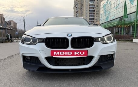 BMW 3 серия, 2013 год, 1 900 000 рублей, 3 фотография