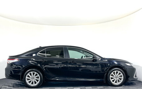 Toyota Camry, 2021 год, 3 070 000 рублей, 4 фотография