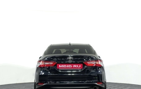 Toyota Camry, 2021 год, 3 070 000 рублей, 6 фотография