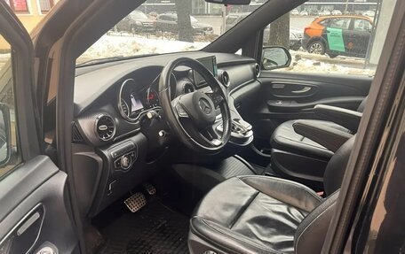 Mercedes-Benz V-Класс, 2020 год, 4 500 000 рублей, 3 фотография