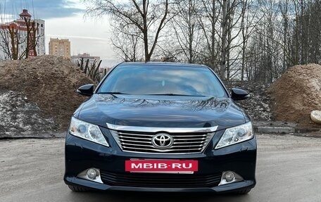 Toyota Camry, 2014 год, 1 790 000 рублей, 2 фотография