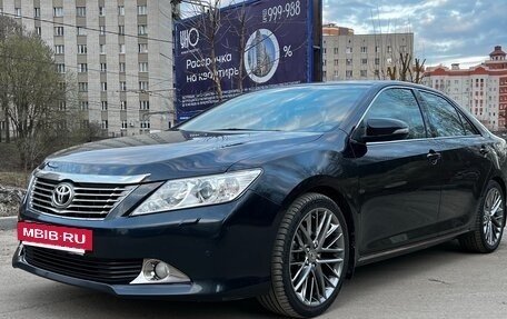 Toyota Camry, 2014 год, 1 790 000 рублей, 3 фотография