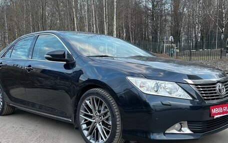 Toyota Camry, 2014 год, 1 790 000 рублей, 9 фотография