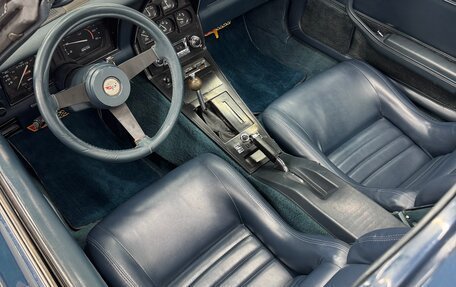 Chevrolet Corvette C3, 1982 год, 7 300 000 рублей, 11 фотография