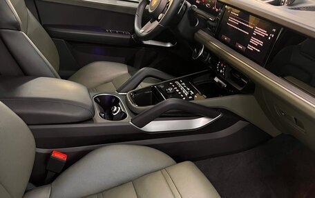 Porsche Cayenne III, 2024 год, 15 300 000 рублей, 9 фотография