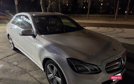 Mercedes-Benz E-Класс, 2013 год, 2 180 000 рублей, 3 фотография