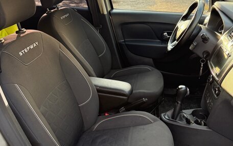 Renault Sandero II рестайлинг, 2019 год, 1 175 000 рублей, 7 фотография