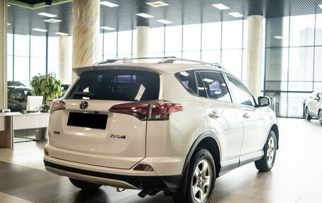 Toyota RAV4, 2018 год, 2 862 000 рублей, 6 фотография