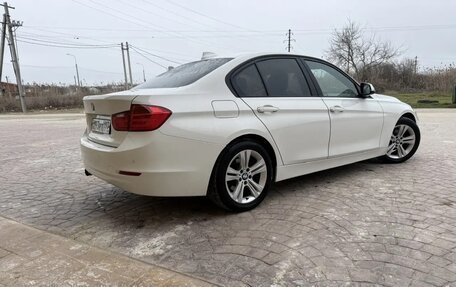 BMW 3 серия, 2015 год, 1 700 000 рублей, 4 фотография
