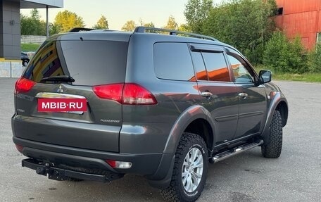 Mitsubishi Pajero Sport II рестайлинг, 2014 год, 2 150 000 рублей, 4 фотография