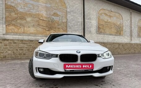 BMW 3 серия, 2015 год, 1 700 000 рублей, 2 фотография