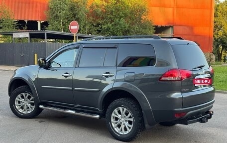 Mitsubishi Pajero Sport II рестайлинг, 2014 год, 2 150 000 рублей, 5 фотография