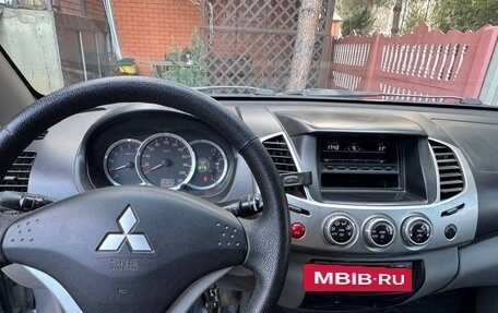 Mitsubishi L200 IV рестайлинг, 2010 год, 1 250 000 рублей, 5 фотография