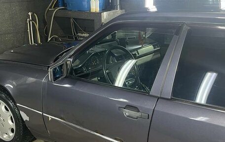 Mercedes-Benz W124, 1992 год, 300 000 рублей, 27 фотография