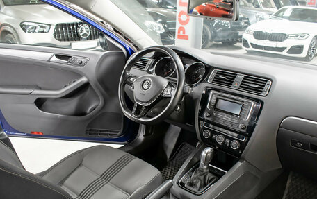 Volkswagen Jetta VI, 2016 год, 1 349 000 рублей, 11 фотография