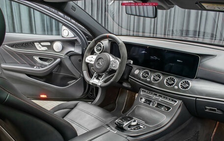 Mercedes-Benz E-Класс AMG, 2019 год, 6 398 000 рублей, 12 фотография