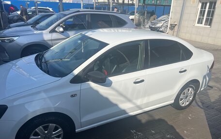 Volkswagen Polo VI (EU Market), 2015 год, 749 000 рублей, 5 фотография