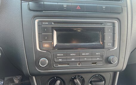 Volkswagen Polo VI (EU Market), 2015 год, 749 000 рублей, 13 фотография