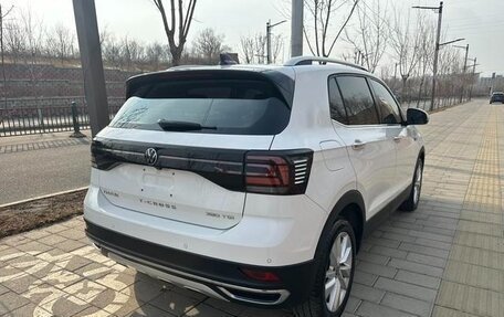 Volkswagen T-Cross I, 2021 год, 1 700 000 рублей, 6 фотография