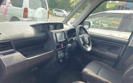 Toyota Roomy I, 2022 год, 9 фотография