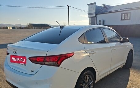 Hyundai Solaris II рестайлинг, 2018 год, 1 300 000 рублей, 6 фотография