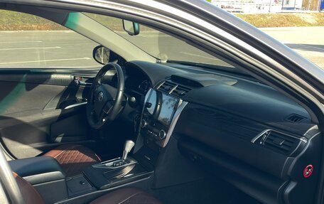 Toyota Camry, 2011 год, 1 680 000 рублей, 6 фотография