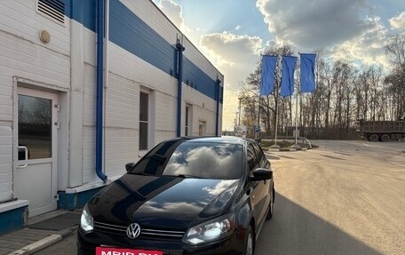 Volkswagen Polo VI (EU Market), 2013 год, 720 000 рублей, 2 фотография