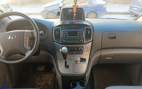 Hyundai Grand Starex Grand Starex I рестайлинг 2, 2017 год, 2 999 000 рублей, 7 фотография